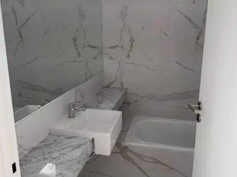 Departamento en Venta en Villa del Parque, USD 219.000