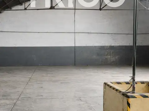 Galpon en Alquiler 19  mts Frente