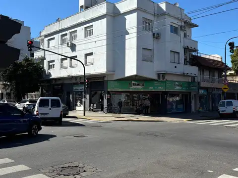 nogoya 4400, Piso 1