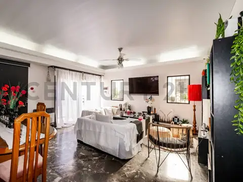 VENTA PH 4-5 ambientes en Villa Devoto
