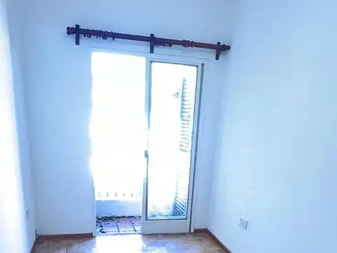Depto Tipo Casa en Alquiler de 2 dormitorios