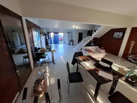 Casa en Venta en Temperley, USD 110.000