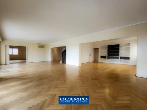 Departamento en Venta con 3 cocheras