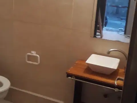 Depto Tipo Casa en Alquiler de 1 dormitorio