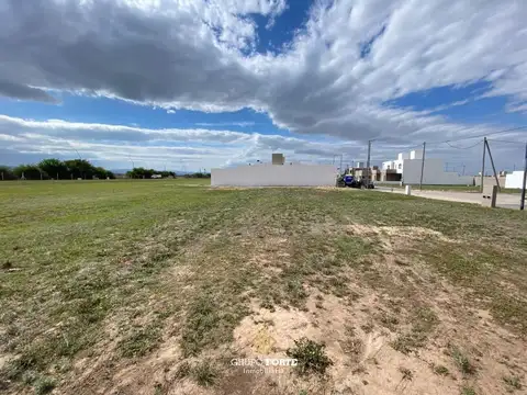 Terreno en Venta en Campos De Manantiales, USD 55.000