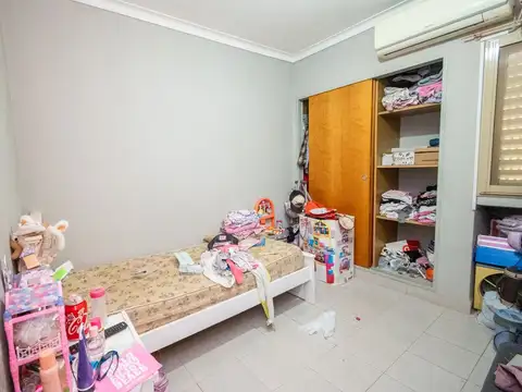 VENTA CASA DE 3D, PATIO Y COCHERA EN BARRIO UPCN