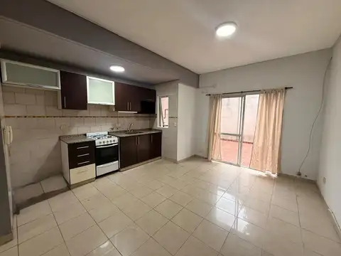 Depto Tipo Casa 2 ambientes con 1 baño