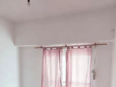 Depto Tipo Casa 2 ambientes con 1 baño