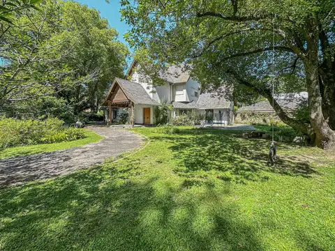 Casona de 5 dormitorios en el corazón de Fisherton