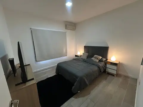 Casa en Venta con 8 cocheras