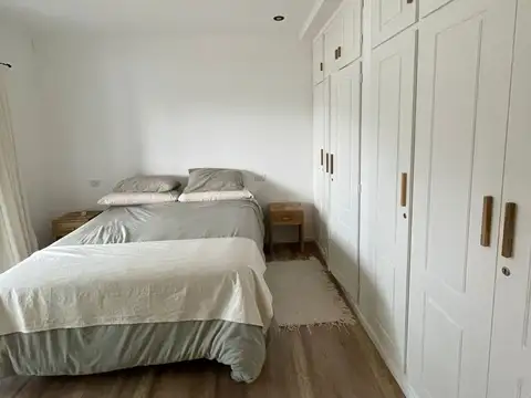 Depto Tipo Casa en Venta con 1 cocheras