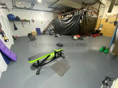 Alquiler de deposito con vivienda