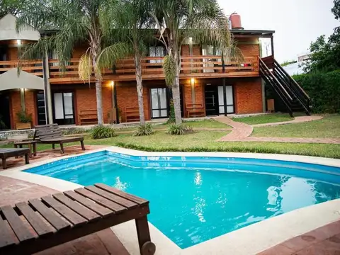 Hotel en venta - 10 Habitaciones 2 Salones - 1.310Mts2 - San Fernando, Corrientes