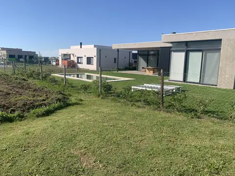 Oportunidad Terreno en Santa Elisa 589 m2.