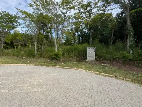 LOTE DE 655 M2 EN EL BARRIO RESERVA FINCAS HUDSON