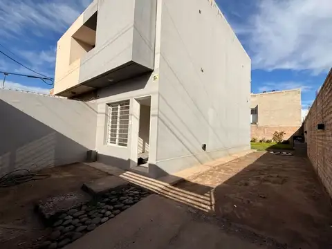 Casa en Venta en Neuquén, USD 155.000