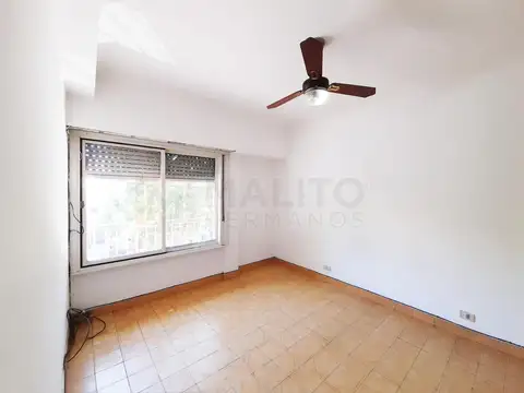 Depto Tipo Casa en Venta 50 años