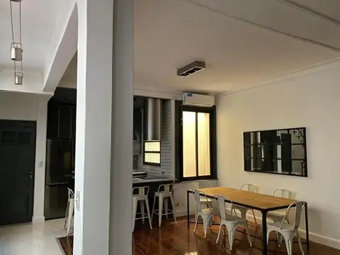 Venta. Depto. 4 Ambientes. Riobamba y Santa Fe.