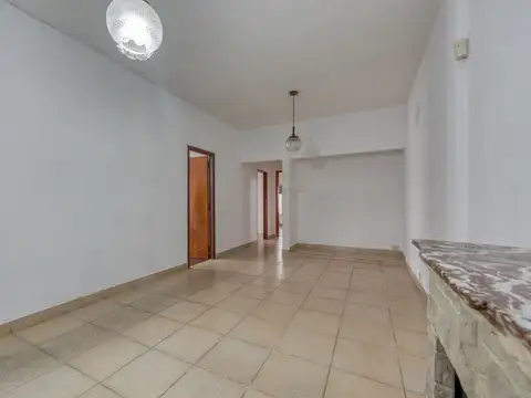 Depto Tipo Casa en Venta en Lanús Oeste, USD 79.000