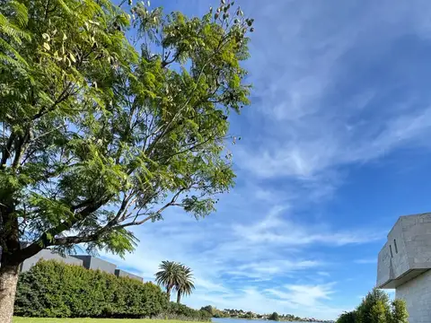 Terreno lote venta El Golf Nordelta