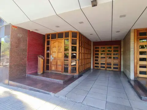 Av Asamblea  al 1400