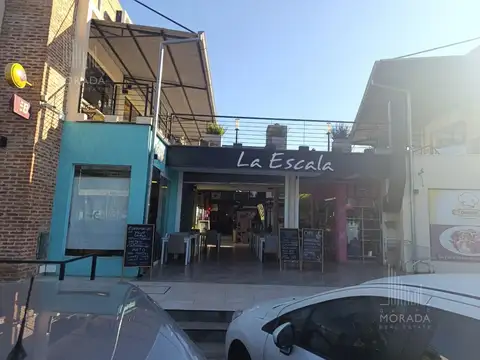 Local en venta con Renta, Centro Comercial La Escala, Caamaño