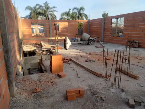 Casa en Venta con 1 cochera