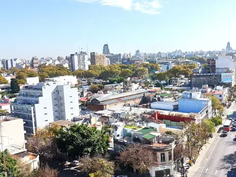 Venta Departamento en  Palermo Soho con ingreso de renta en curso. Balcón vista abierta. Piso 12