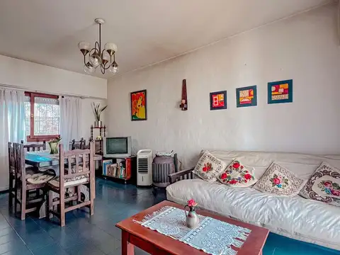 Avda 100 entre 25 y 23 100