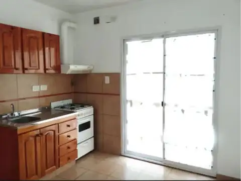 Departamento en Alquiler en El Palomar, $ 590.000