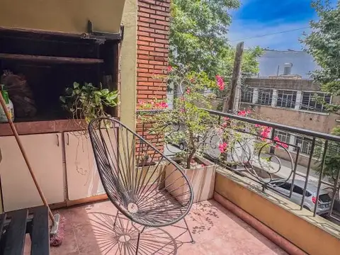 Casa en Venta con 4 cocheras