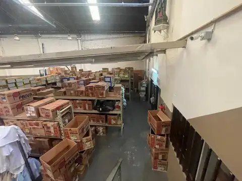 Tucumán 4261 - Nave Industrial 1492 m2 en alquiler