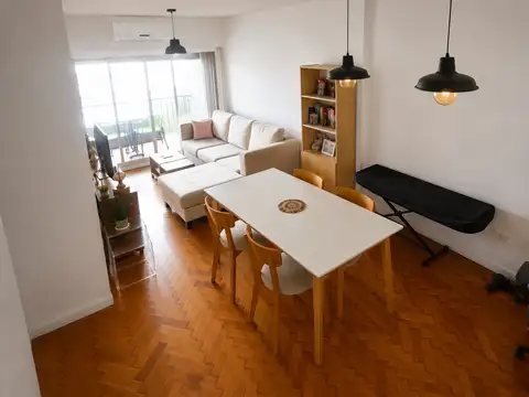 Tinogasta 2800, Piso 2