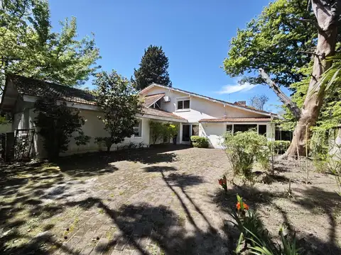 Casa en Las Lomas-Jockey