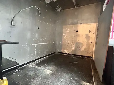 Marcelo Torcuato De Alvear 1400, Piso PB