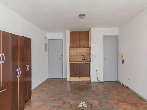 Venta Monoambiente Cordón Sur con patio