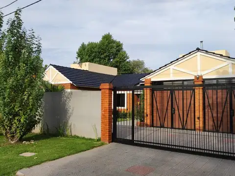 Casa en Venta en City Bell, Partido de La Plata