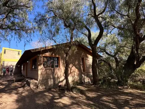 Venta Casa con departamento Capilla Del Monte 