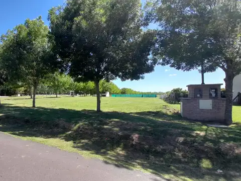 Av. Beschtedt 2050. Barrio La Concepción, Luján.