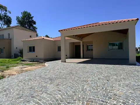 Casa en Venta en El Rebenque, Canning