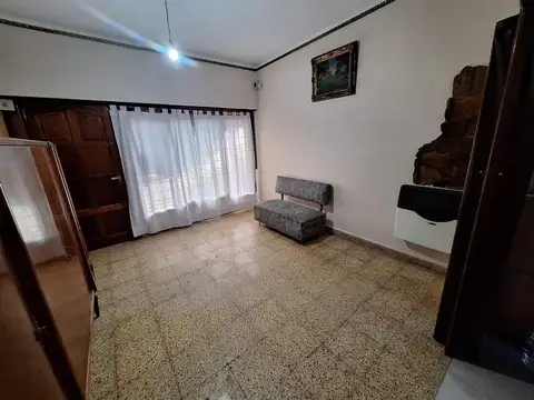 Casa en Alquiler en Quilmes, $ 650.000