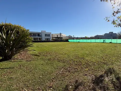 Terreno en Venta en Terravista, USD 180.000