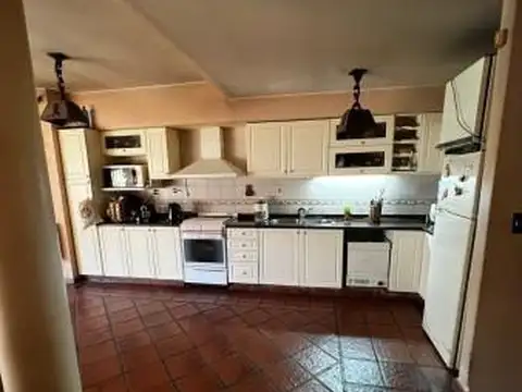 Casa en Venta en Villa Sarmiento, USD 250.000