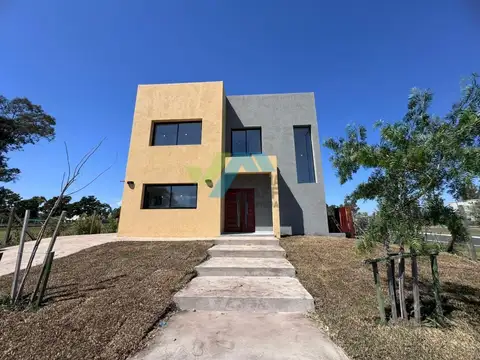 Casa en Venta en Pilar Del Este, USD 250.000