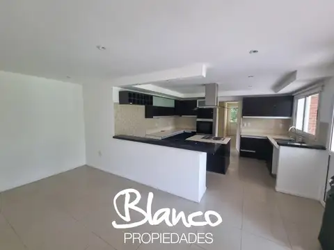 Casa en Venta al Noroeste