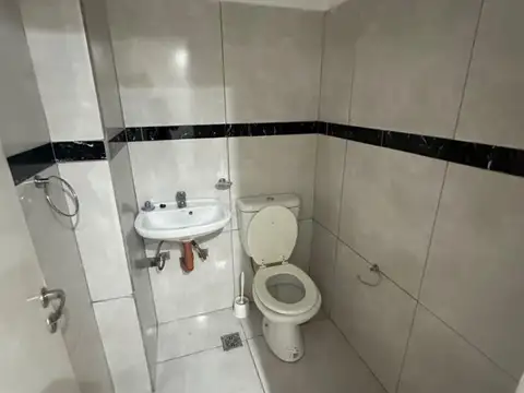 ALQUILER OFICINA MERLO CENTRO