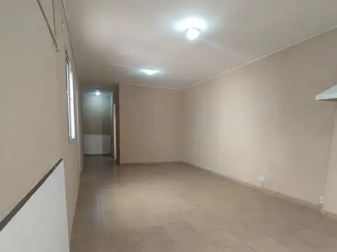 Depto Tipo Casa 3 ambientes con 1 baño