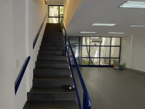 Galpon en Alquiler 24  mts Fondo