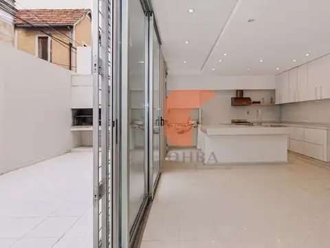 Depto Tipo Casa en Venta de 4 ambientes