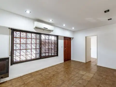 VENTA PH 3 AMB AL FRENTE PATIO VILLA DEVOTO